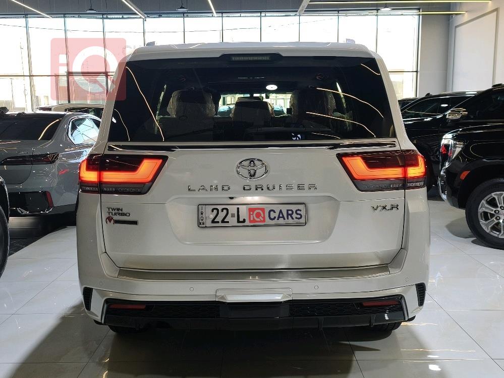 تويوتا لاندكروزر